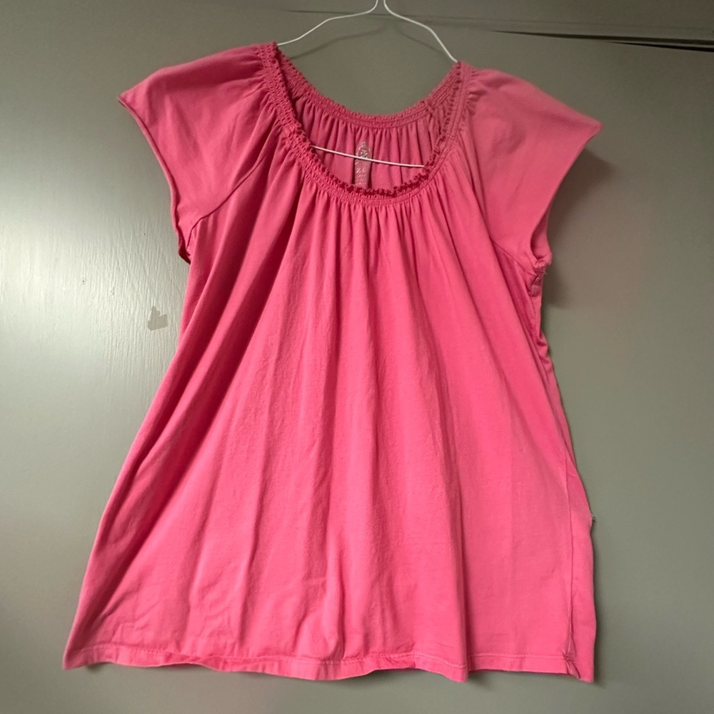 IZOD Women’s Ruffled Sleeveless Pink Top